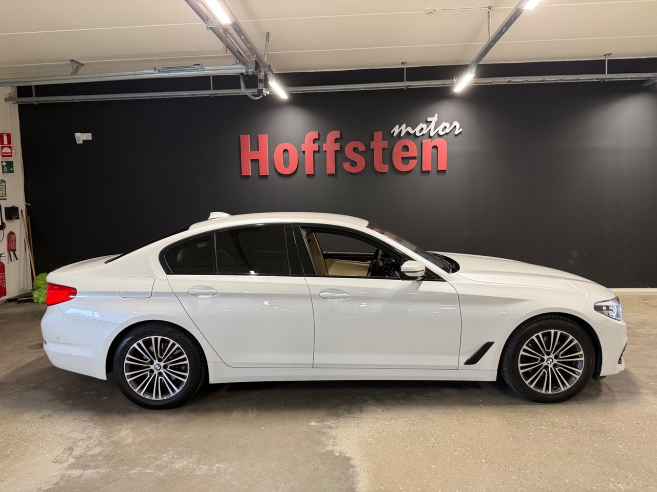 BMW 520 2019, kuva 2/10