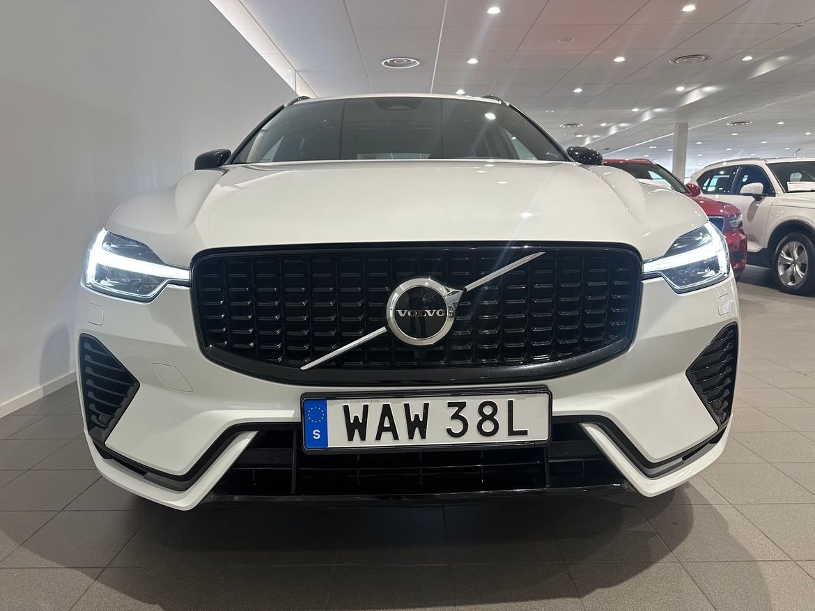 Volvo XC60 Recharge T6 Plus Dark Edition 2024, bild 5/10