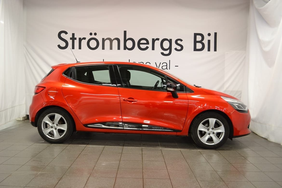 Renault Clio 0.9 TCe 90 5dr 90hk 2013, photo 2/6