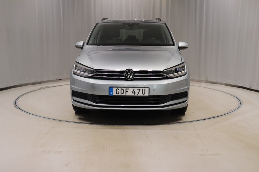 Volkswagen Touran 2025, bild 2/10