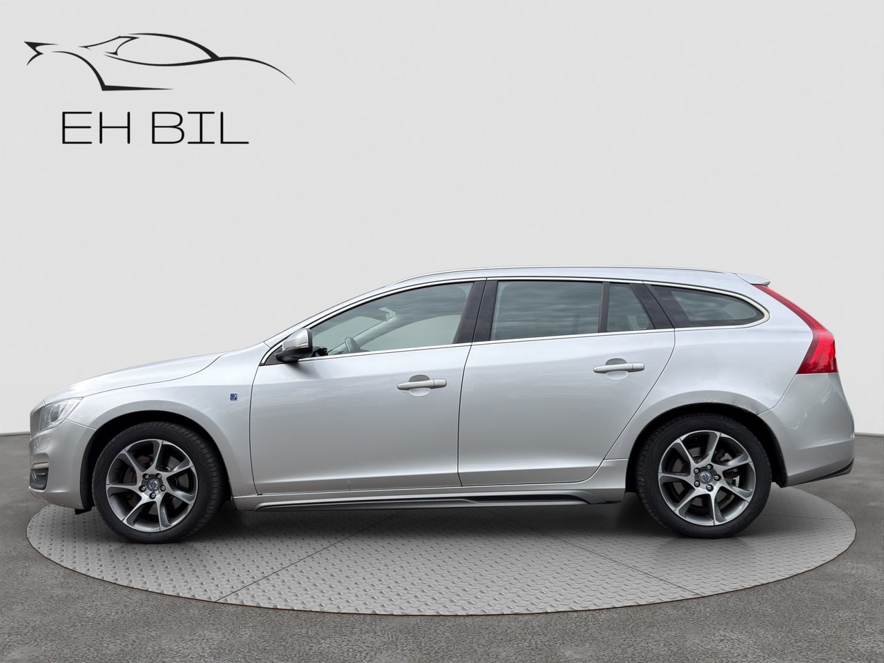 Volvo V60 D4 AWD Geartronic Ocean Race 2015, kuva 4/10