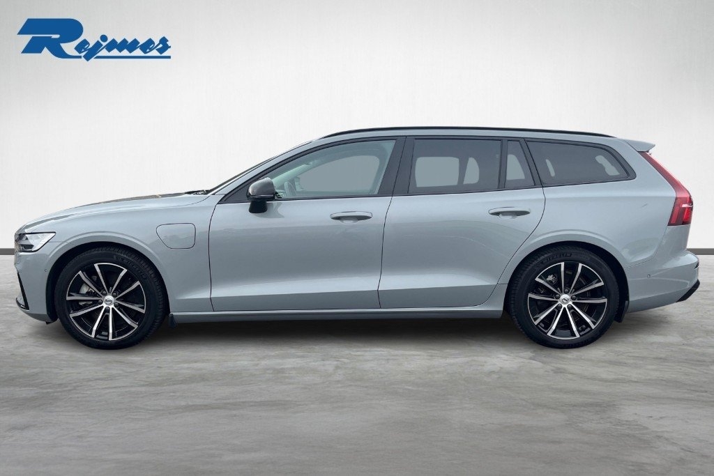 Volvo V60 T6 Plus Dark Nordic Edition 2025, bild 3/10