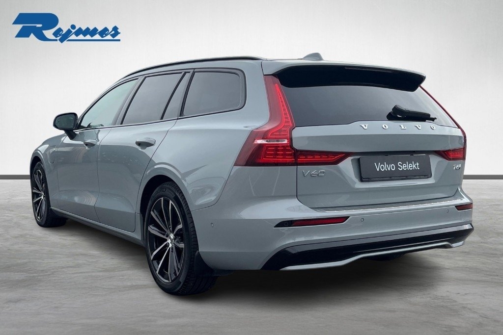 Volvo V60 T6 Plus Dark Nordic Edition 2025, bild 2/10