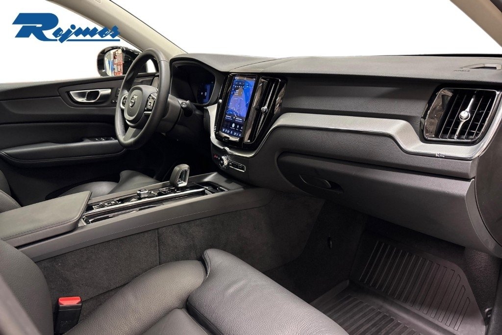 Volvo XC60 T6 Plus Dark Nordic Edition 2025, bild 6/10