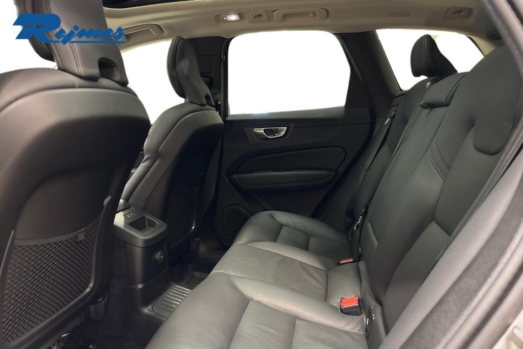 Volvo XC60 T6 Plus Dark Nordic Edition 2025, bild 7/10