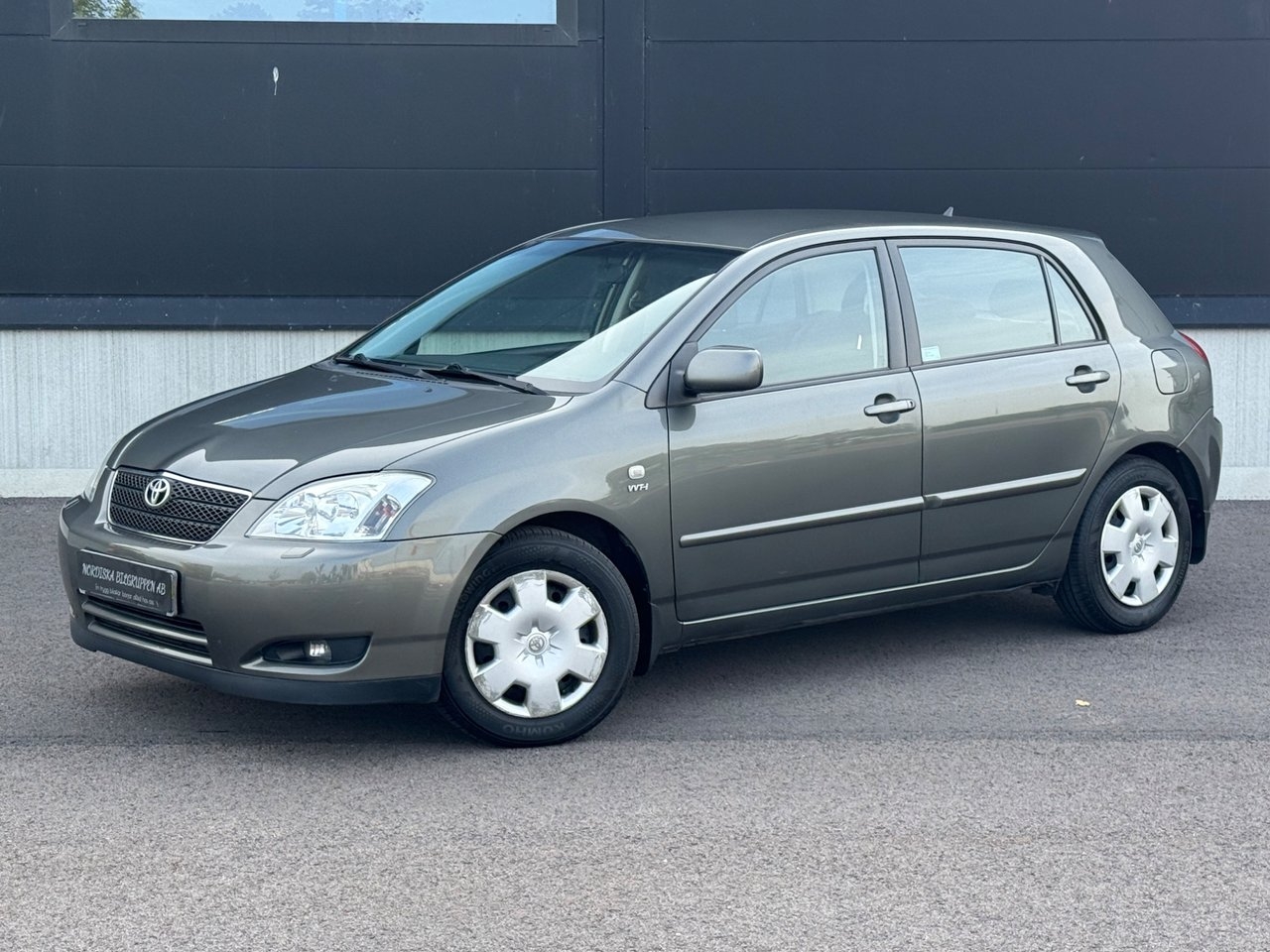 Toyota Corolla 2003, bild 2/10
