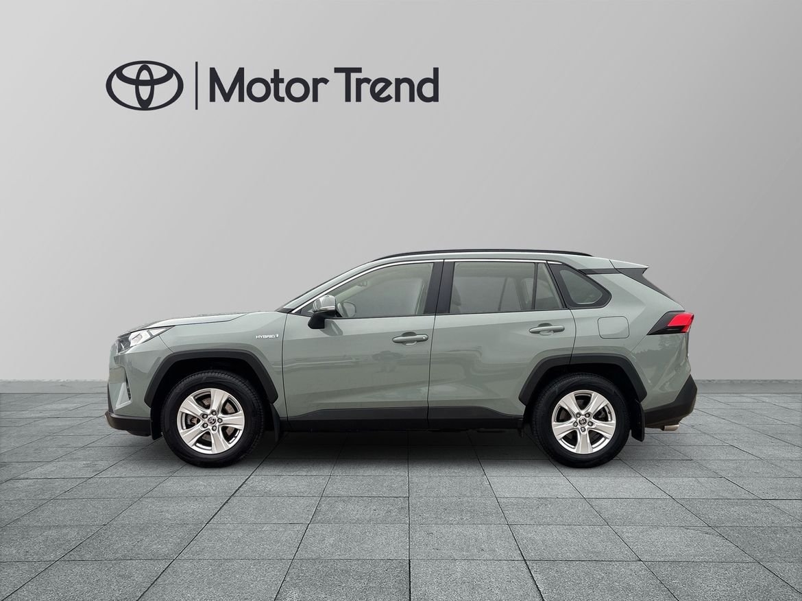 Toyota RAV4 2021, photo 4/10