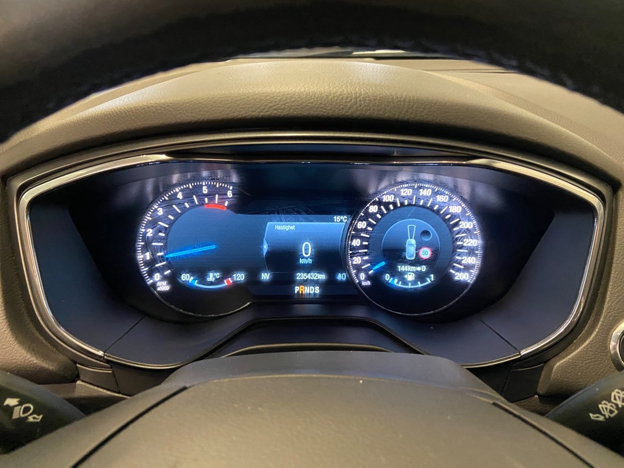 Ford Mondeo 2016, bild 5/8