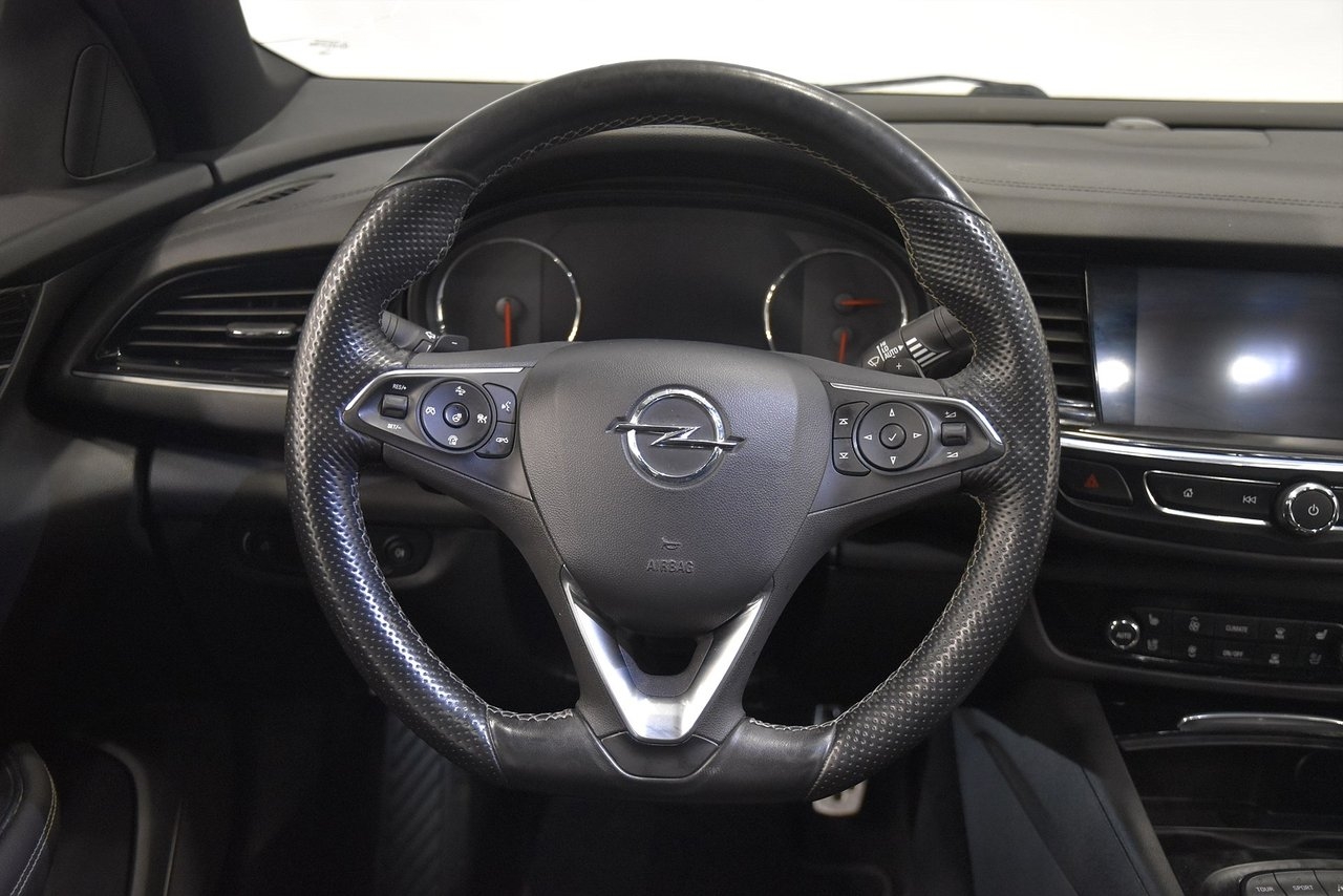 Opel Insignia 2018, photo 2/10