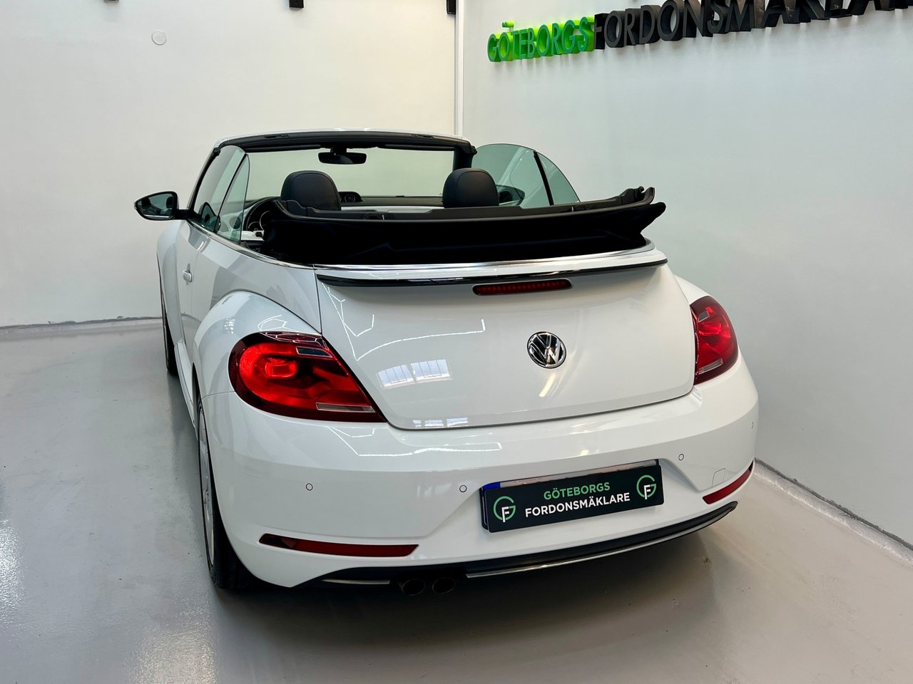 Volkswagen Beetle 2018, photo 7/10