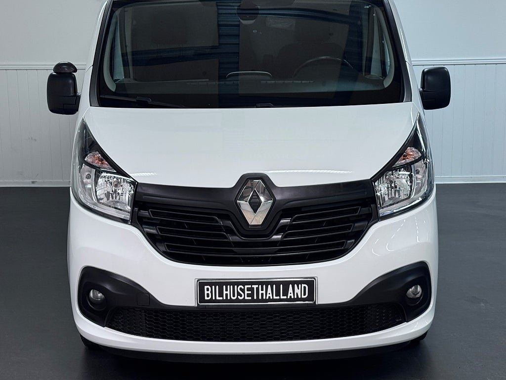 Renault Trafic 2018, photo 4/10