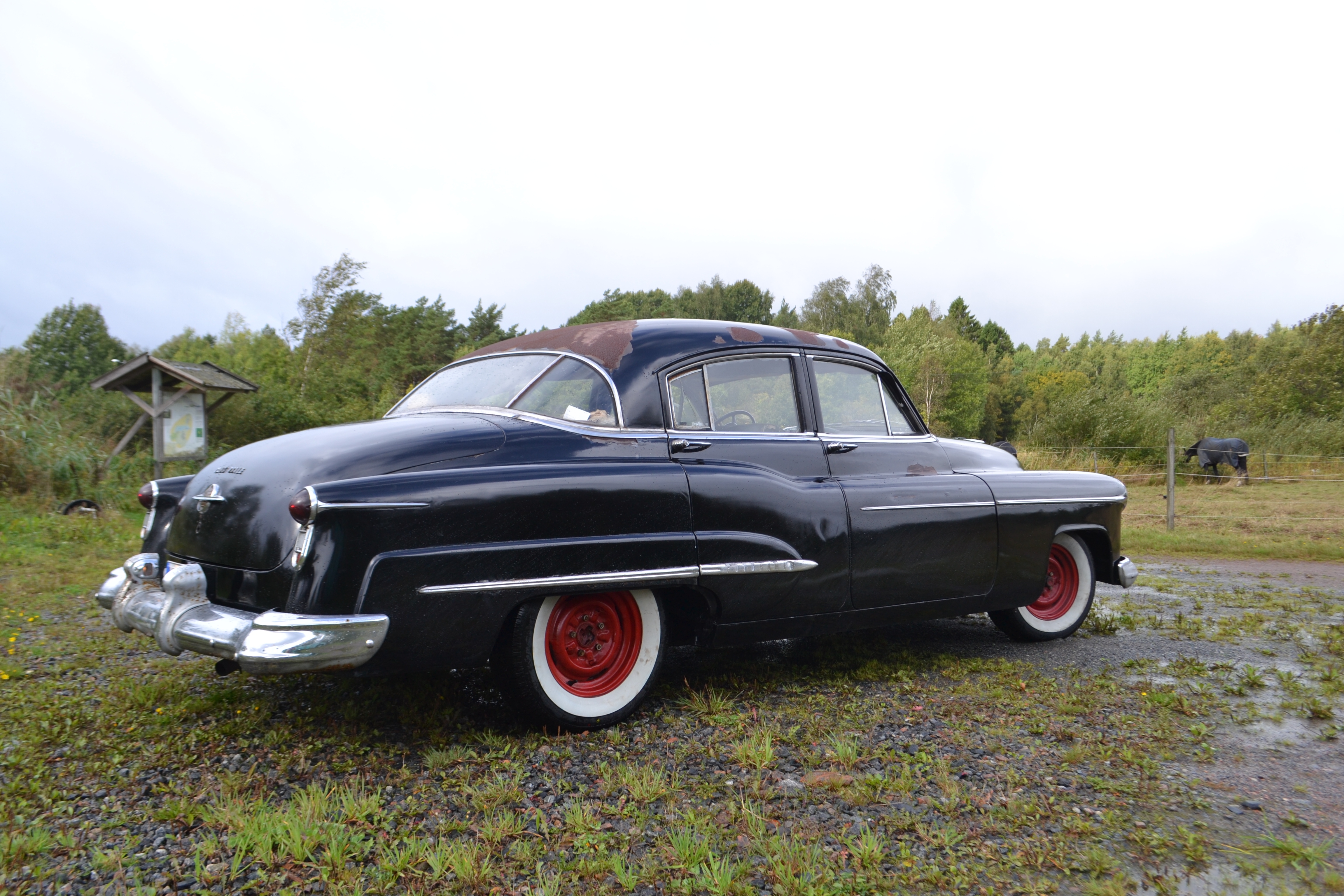 Oldsmobile Ninety-Eight De Luxe 1950, kuva 4/6