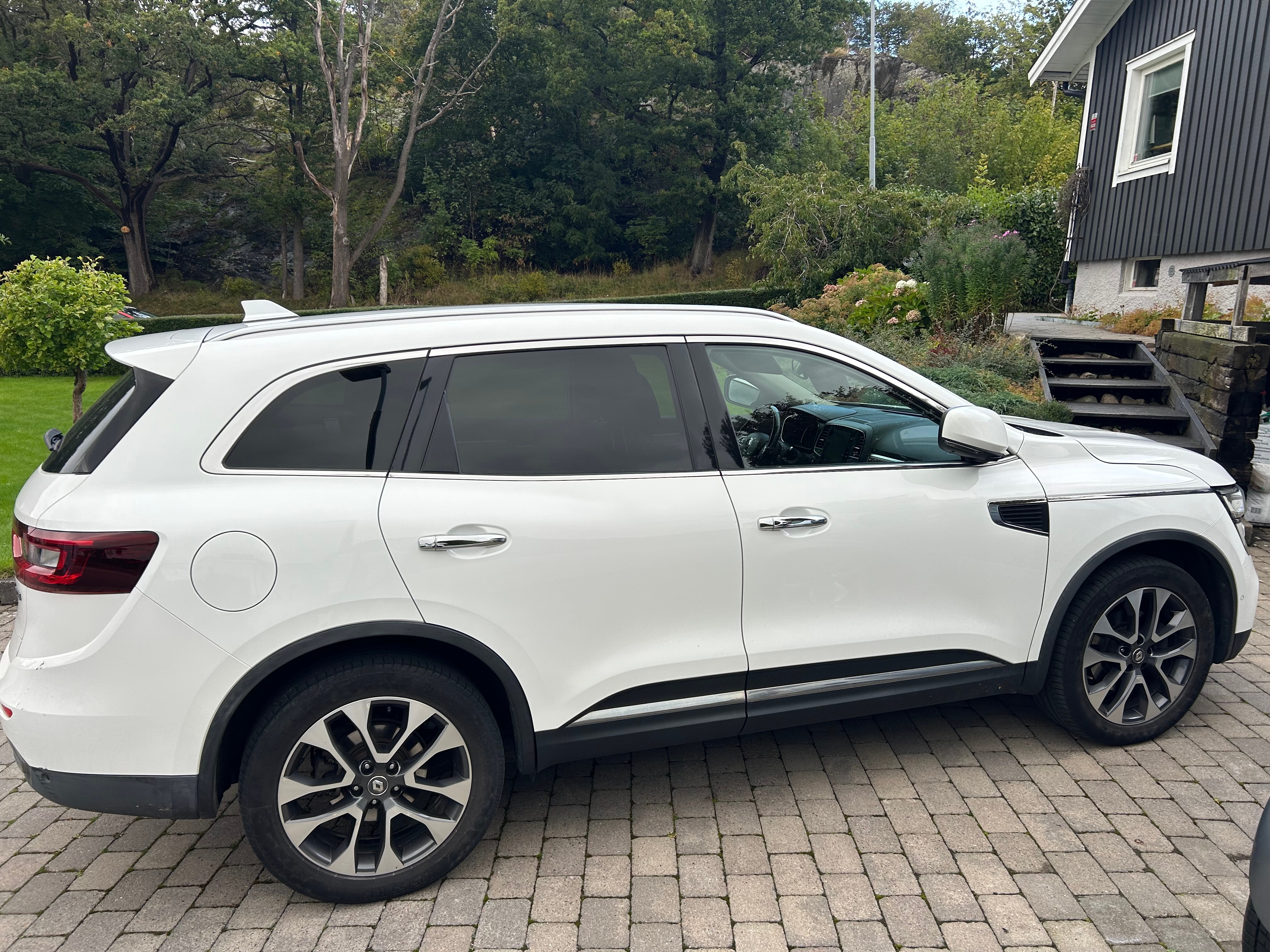 Renault Koleos 2.0 dCi 4WD XTRONIC-CVT 2019, photo 3/6
