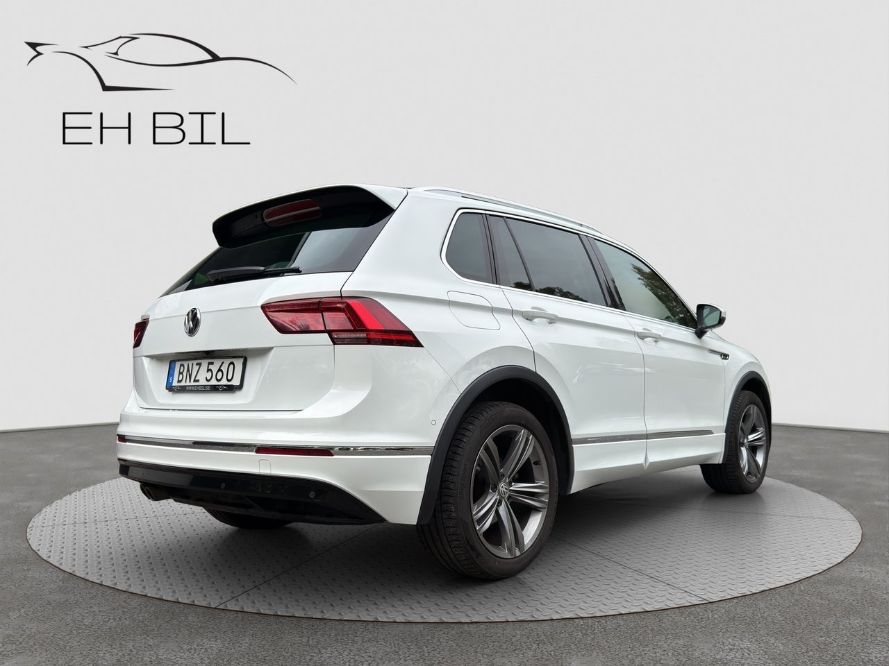 Volkswagen Tiguan 2017, bild 5/10