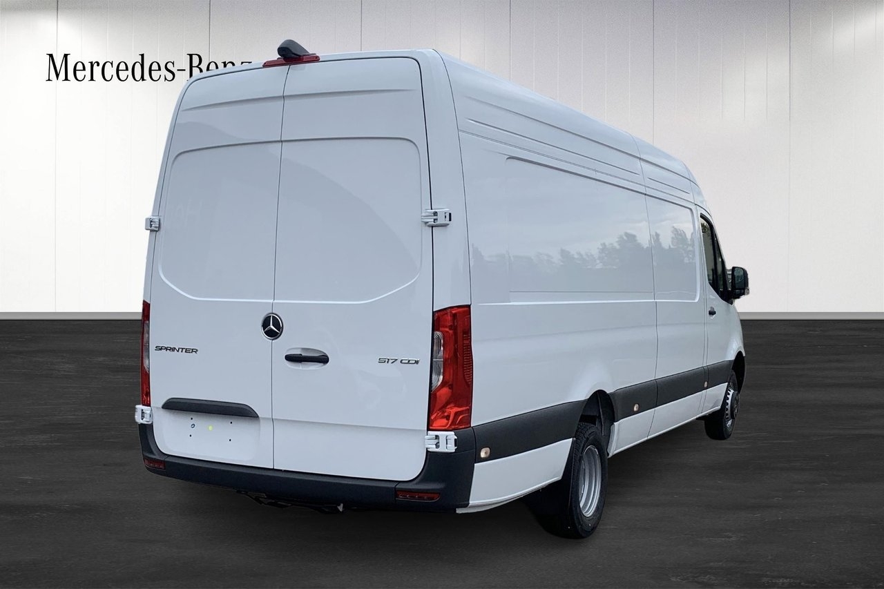 Mercedes-Benz Sprinter 2027, photo 5/10