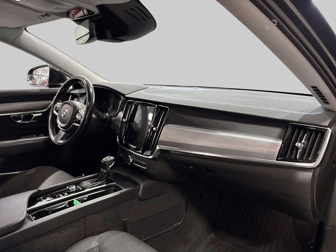 Volvo V90 D4 Momentum 2019, bild 7/10