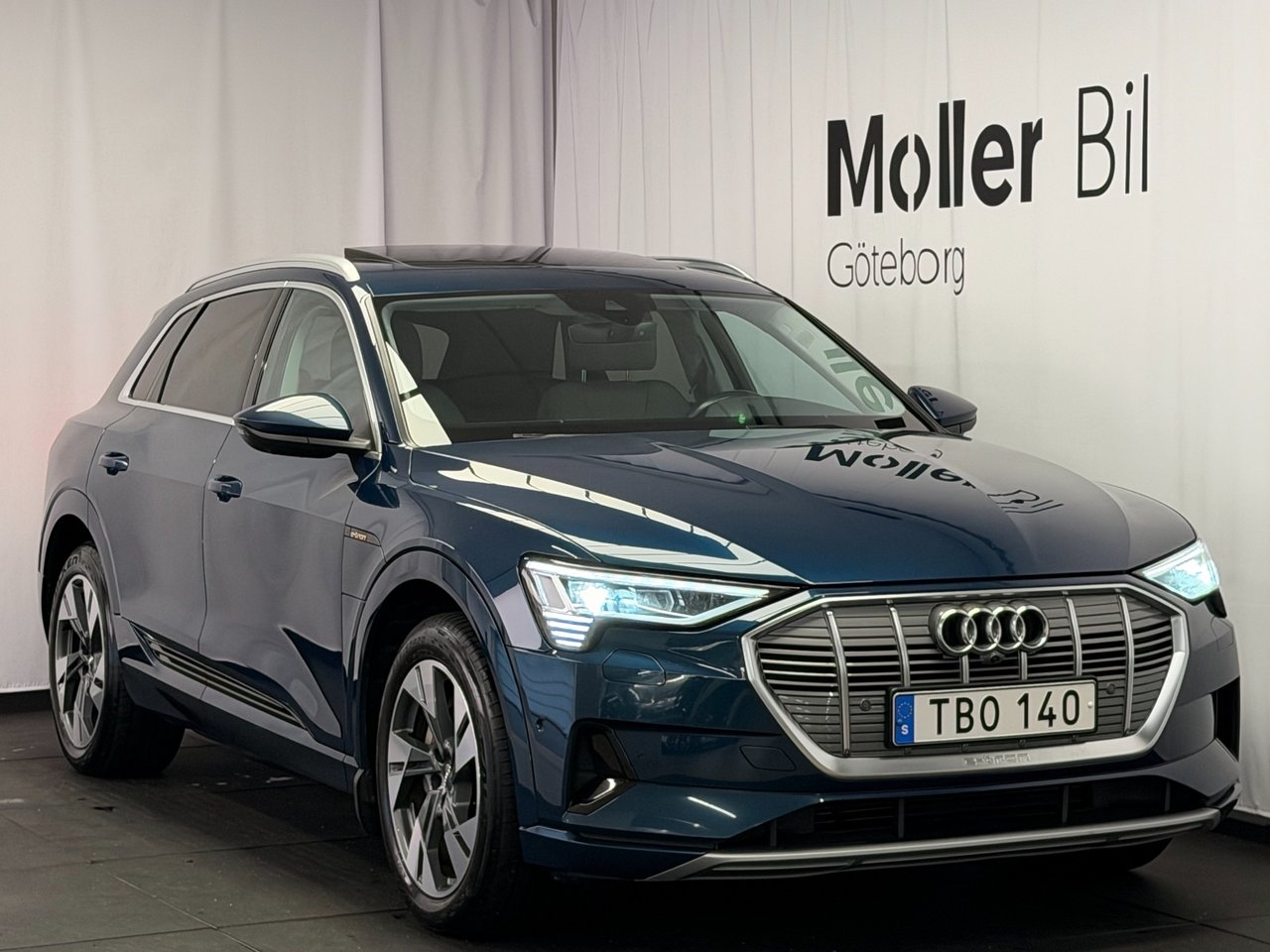 Audi e-tron