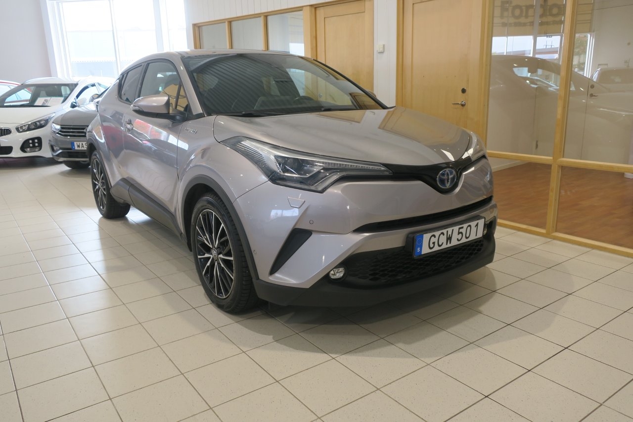 Toyota C-HR 2018, bild 2/10