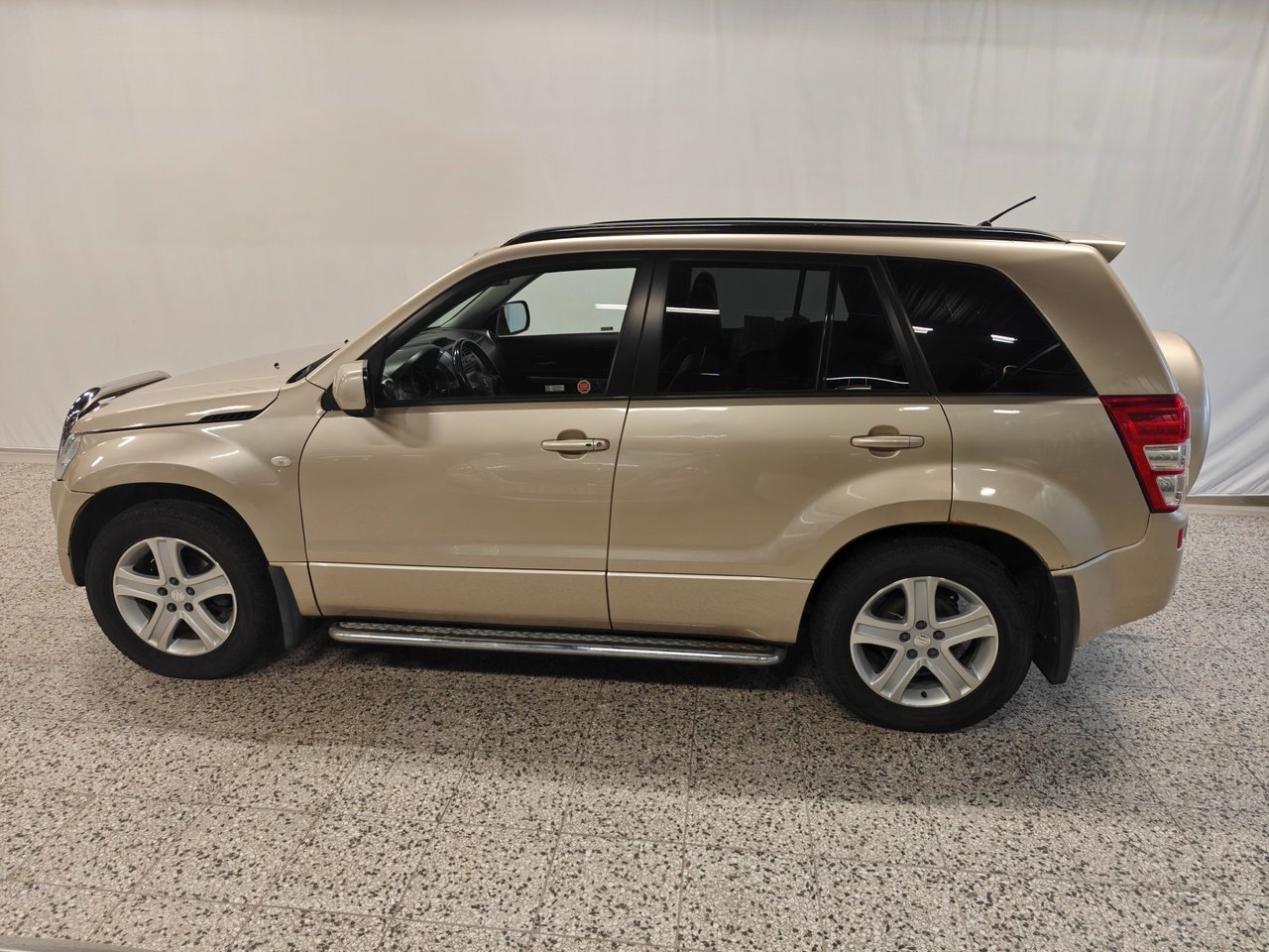 Suzuki Grand Vitara 2006, kuva 2/10