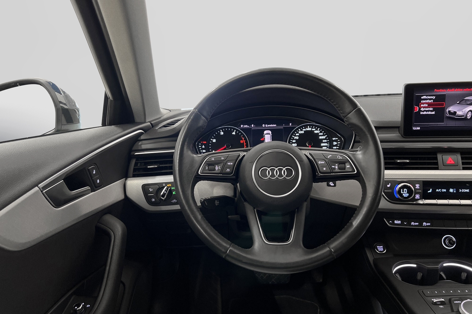Audi A4 Avant 2.0 TDI quattro S Tronic 2018, bild 4/6