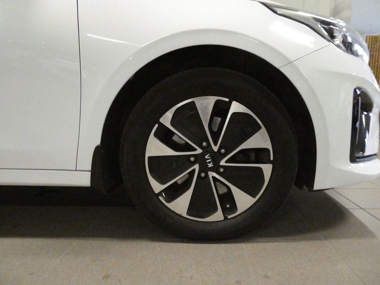 Kia Ceed Plug-in Hybrid 2021, bild 7/10