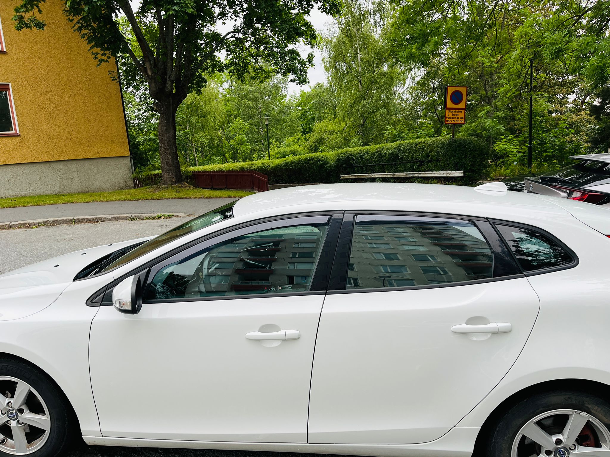 Volvo V40 D2 Manuell 2014, bild 2/10