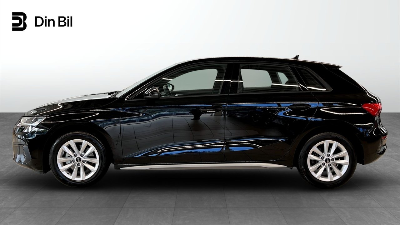 Audi A3 2024, bild 2/10