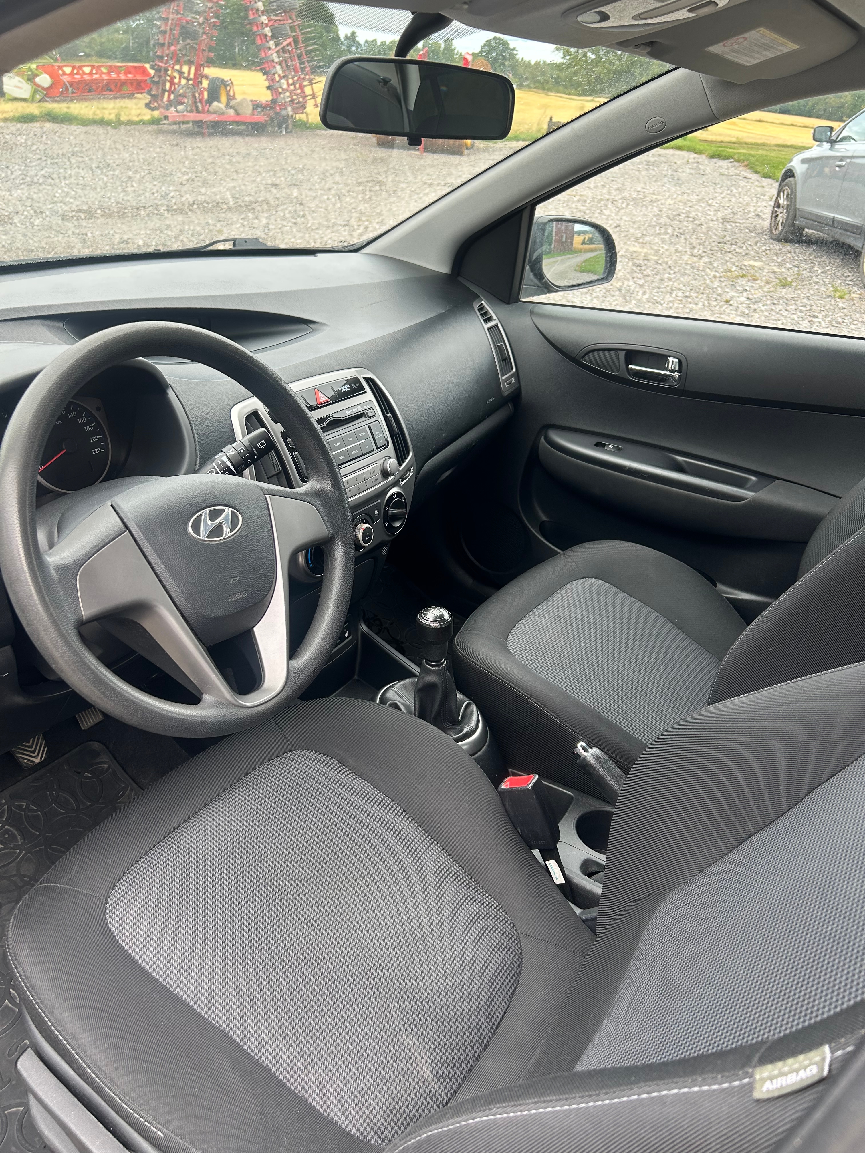 Hyundai i20 5-dörrar 1.2 Manuell 2013, bild 5/9
