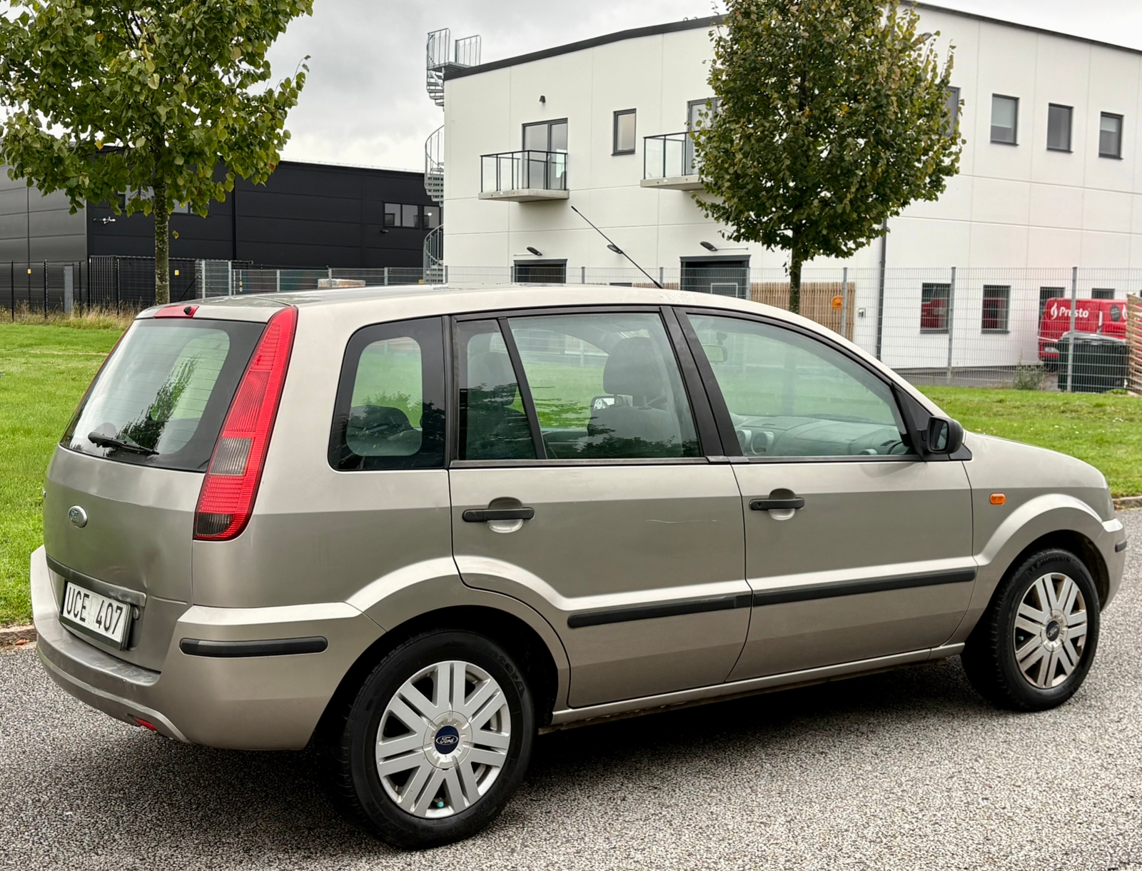 Ford Fusion 1.4 Manuell 2003, bild 4/7