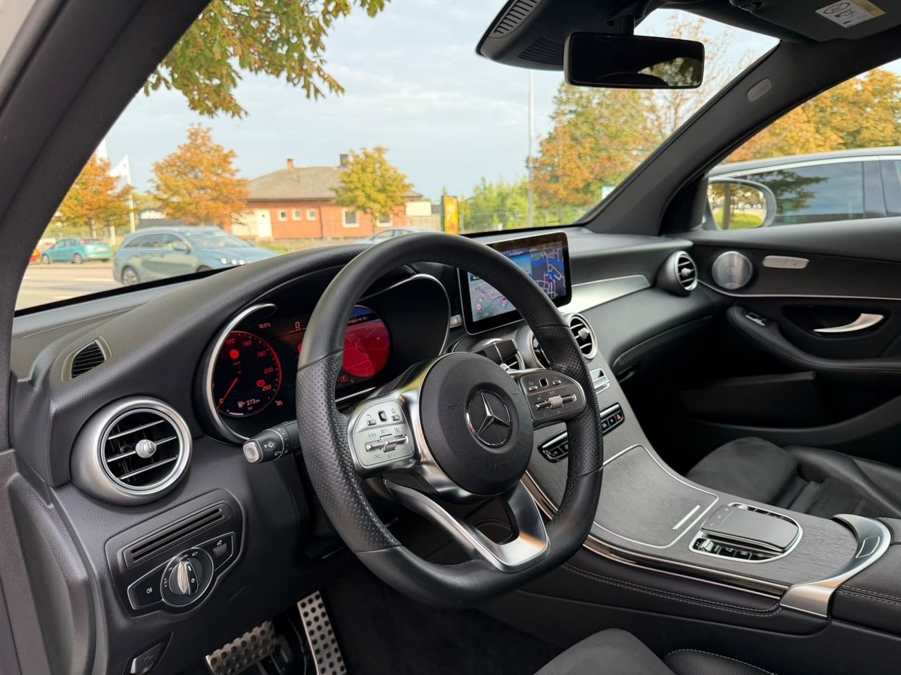 Mercedes-Benz GLC 2020, bild 6/10