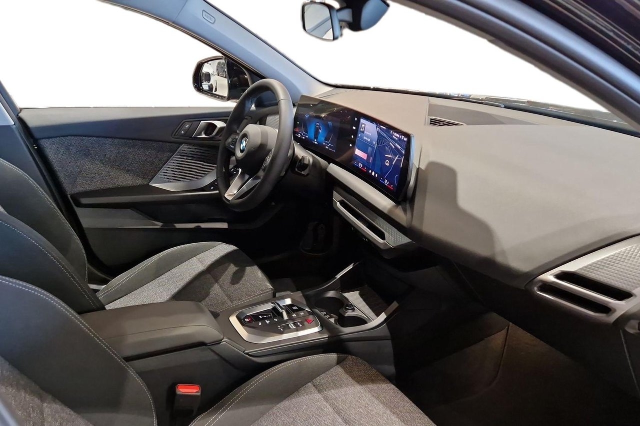 BMW 120 Aut Rattvärme 2026, kuva 7/10