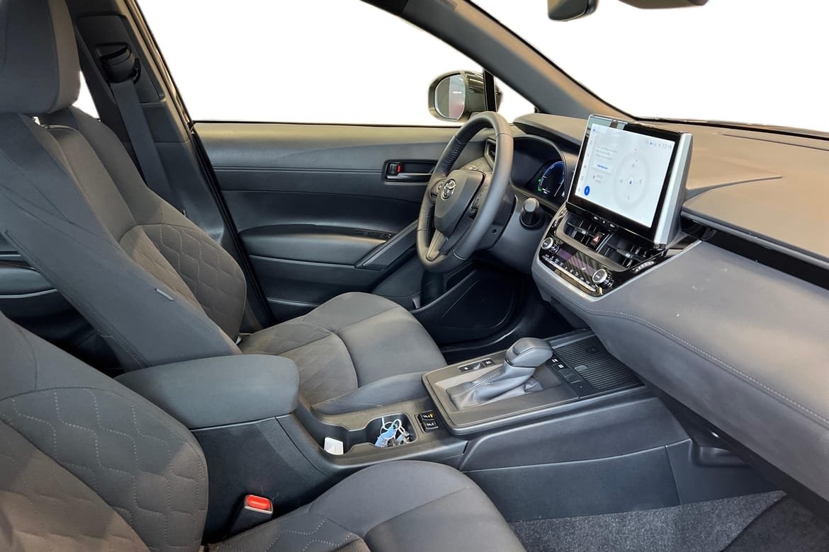 Toyota Corolla Cross Hybrid 2026, bild 7/10