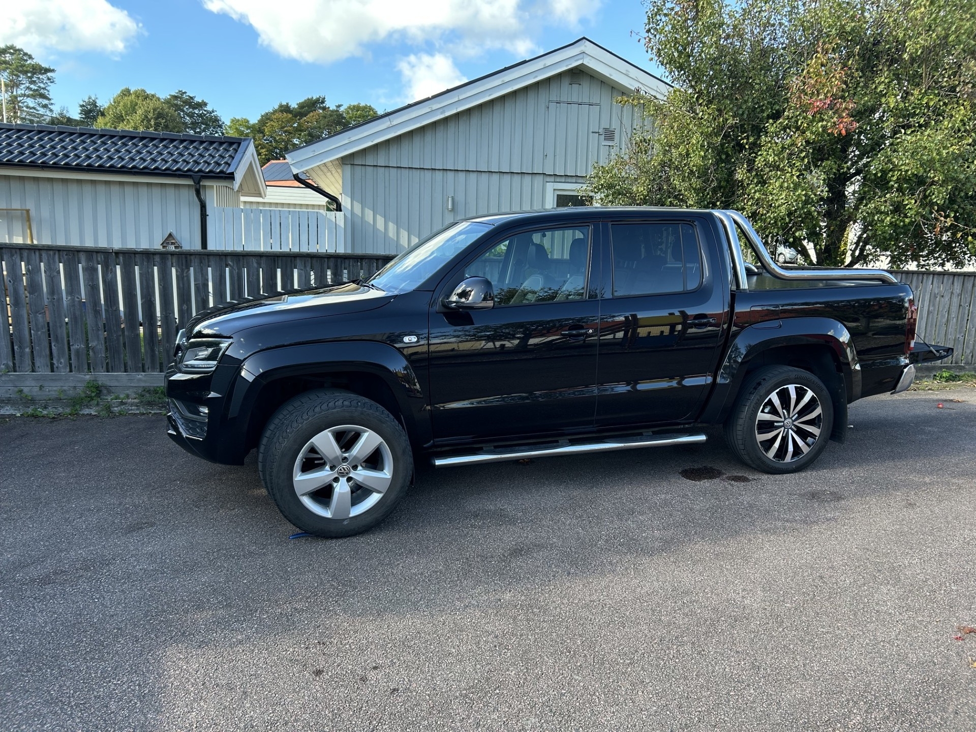 Volkswagen Amarok 2017, bild 2/10