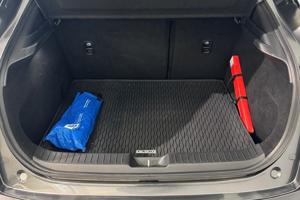 Mazda CX-30 2019, bild 4/10