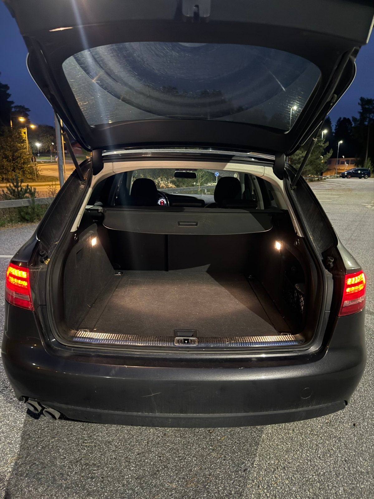 Audi A4 Avant 2.0 TDI DPF Multitronic 2010, bild 6/10