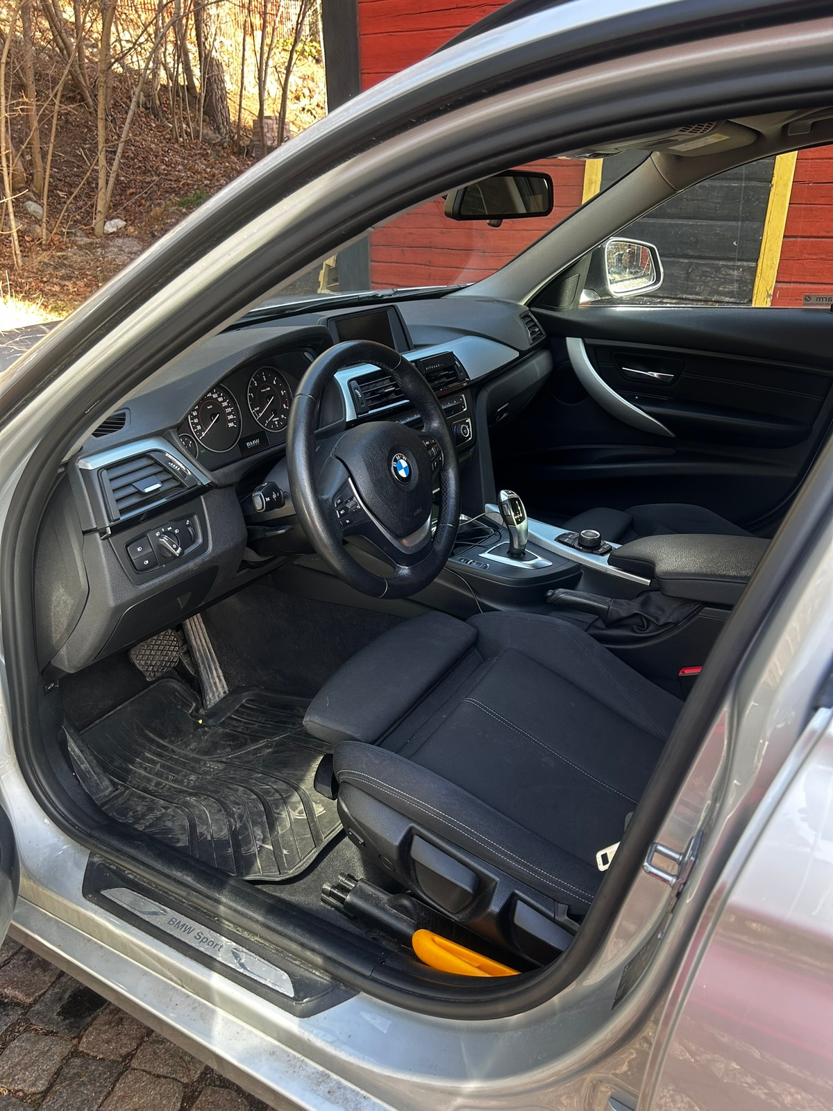 BMW 320 d Touring Steptronic 2014, bild 5/5