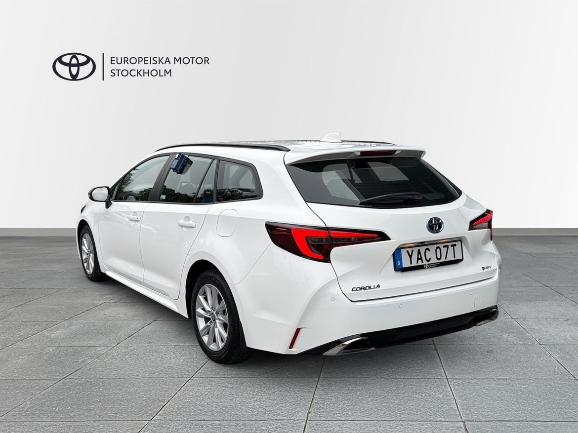 Toyota Corolla 2026, bild 2/13