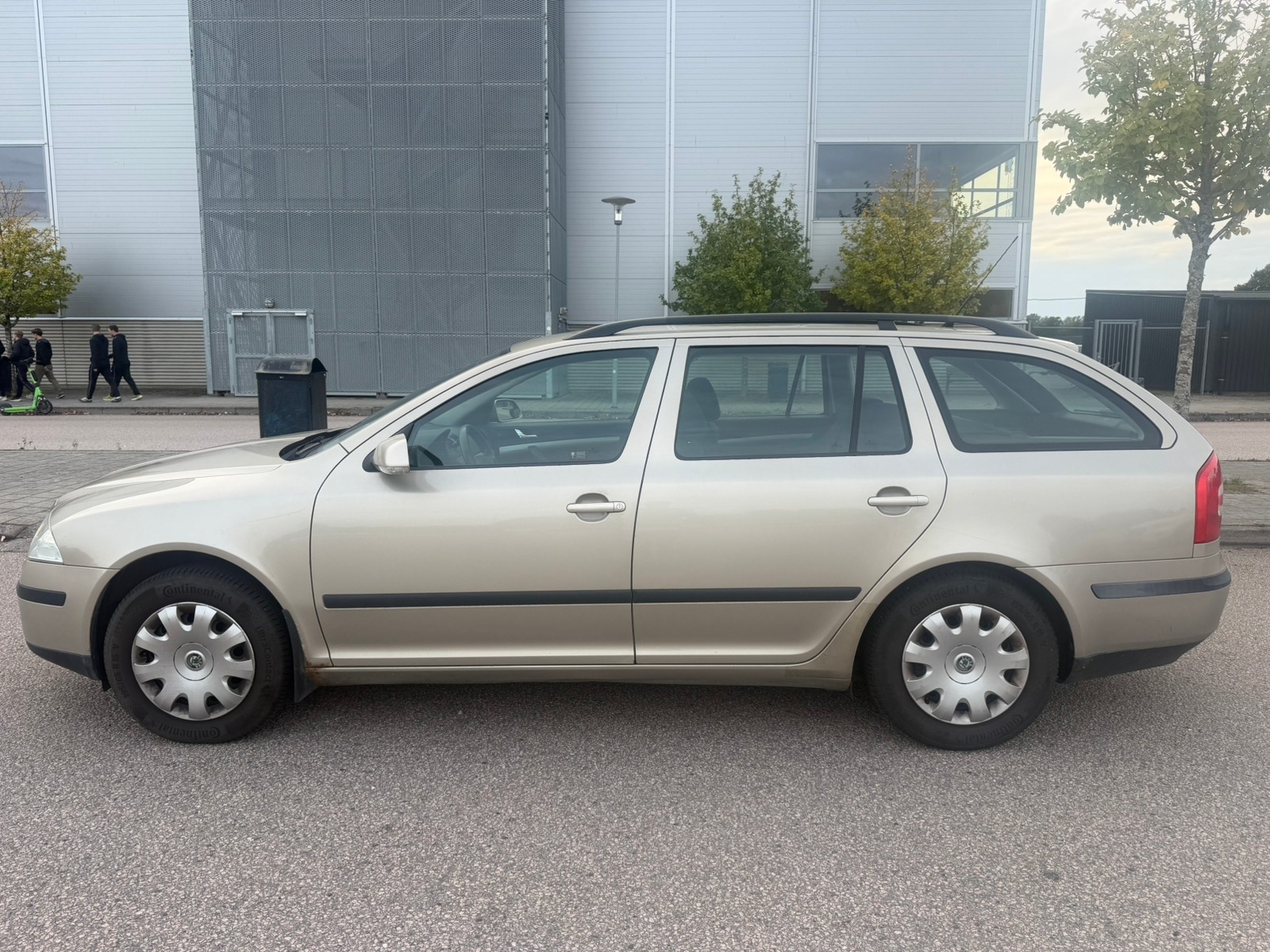 Skoda Octavia Kombi 1.6 FSI Manuell 2005, bild 3/10