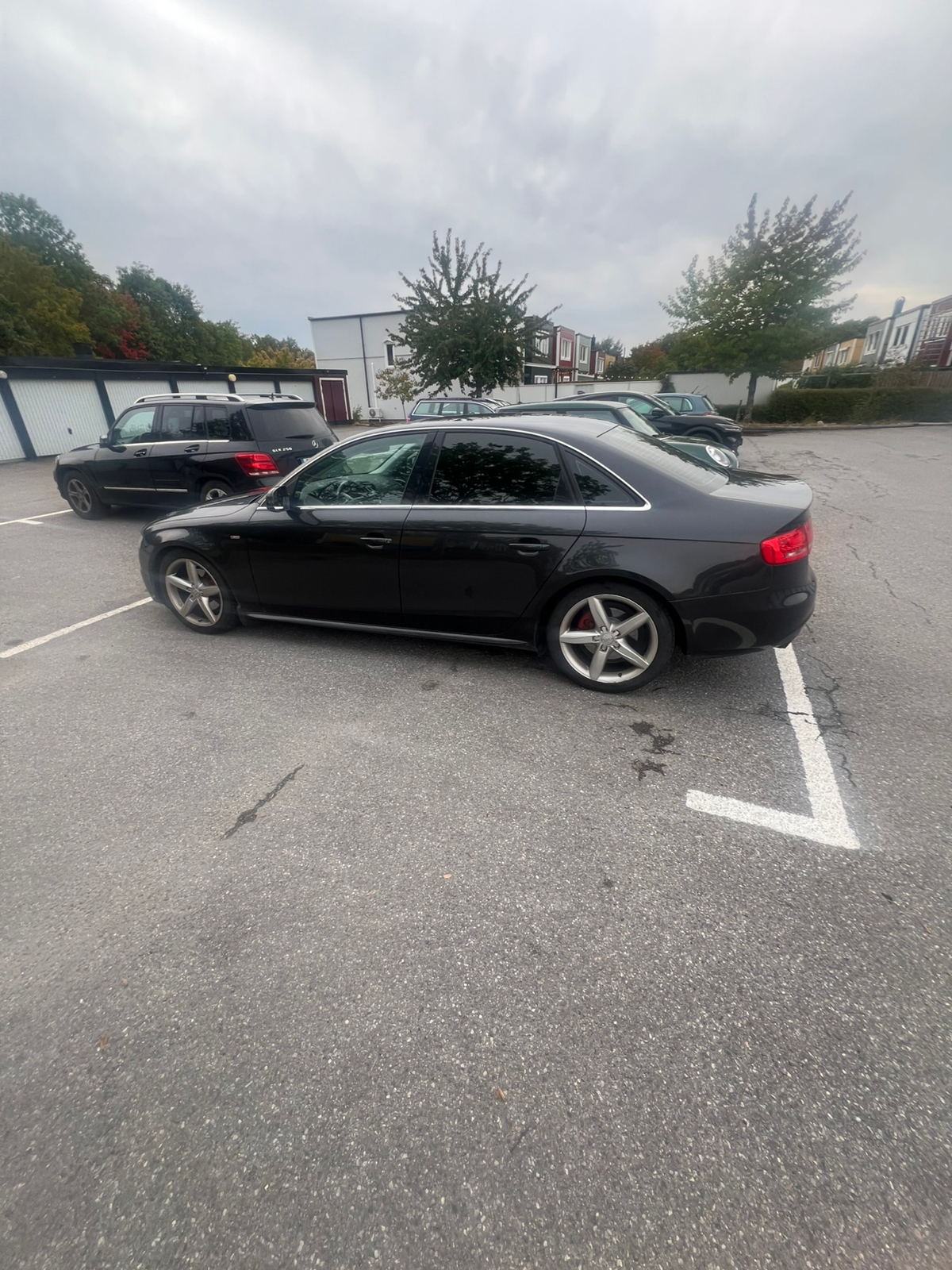 Audi A4 Sedan 2.0 TFSI E85 Manuell 2010, bild 6/10