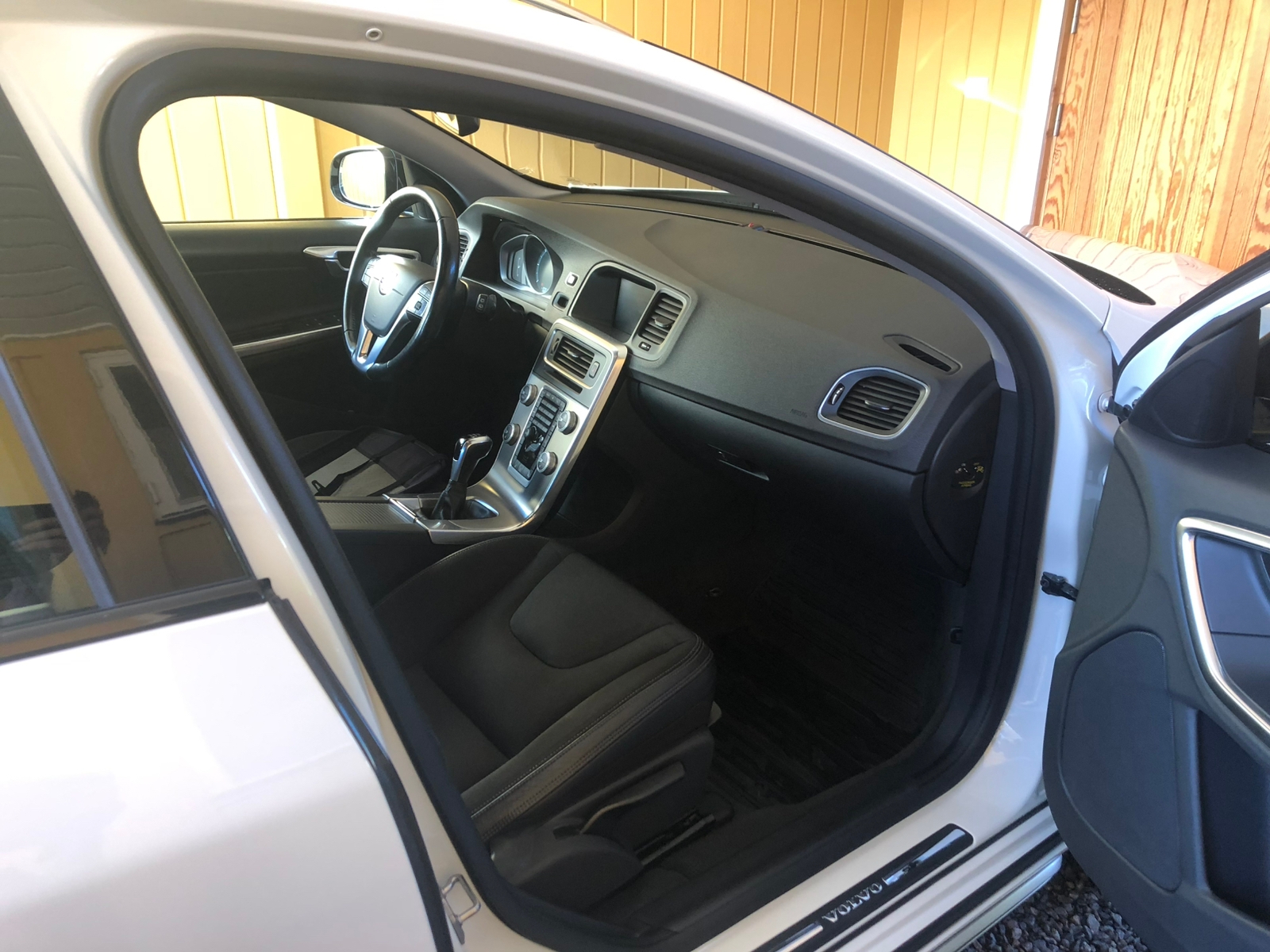 Volvo V60 Cross Country D4 Manuell 2016, bild 7/9