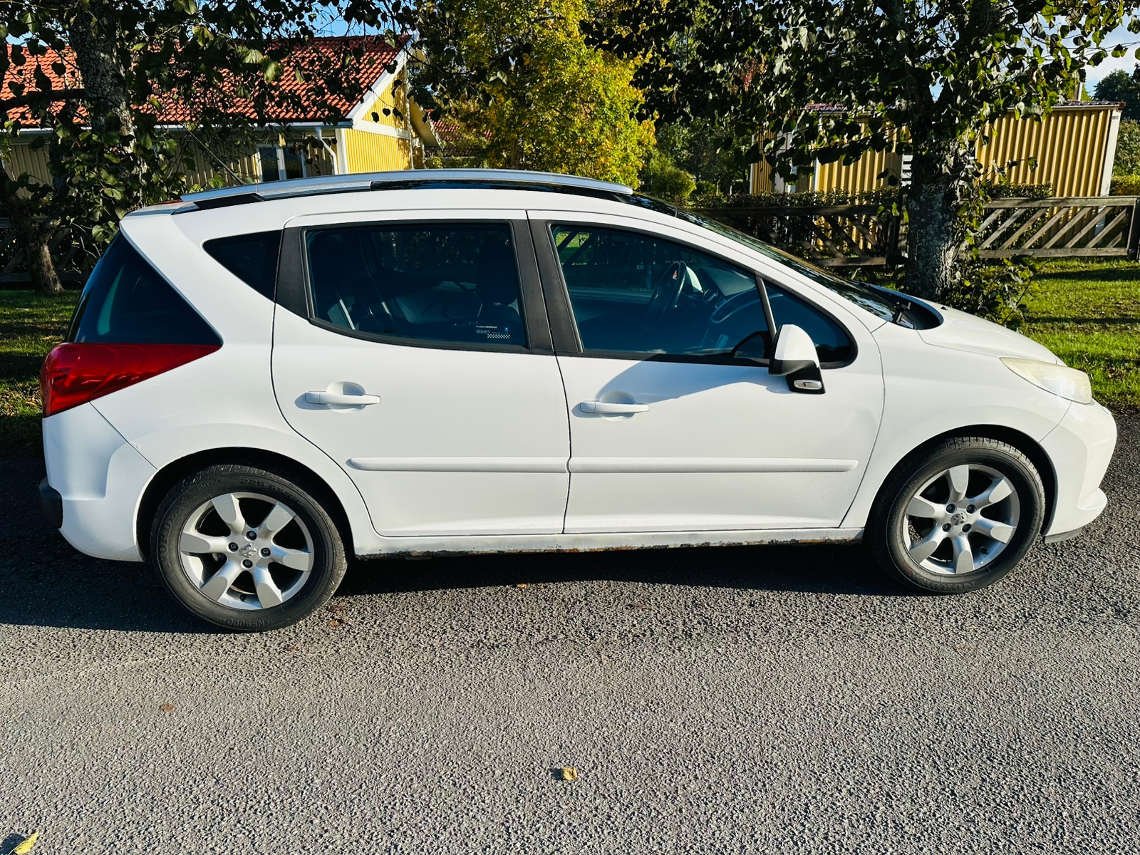 Peugeot 207 SW 1.6 BESIKTAD 2008, bild 6/8
