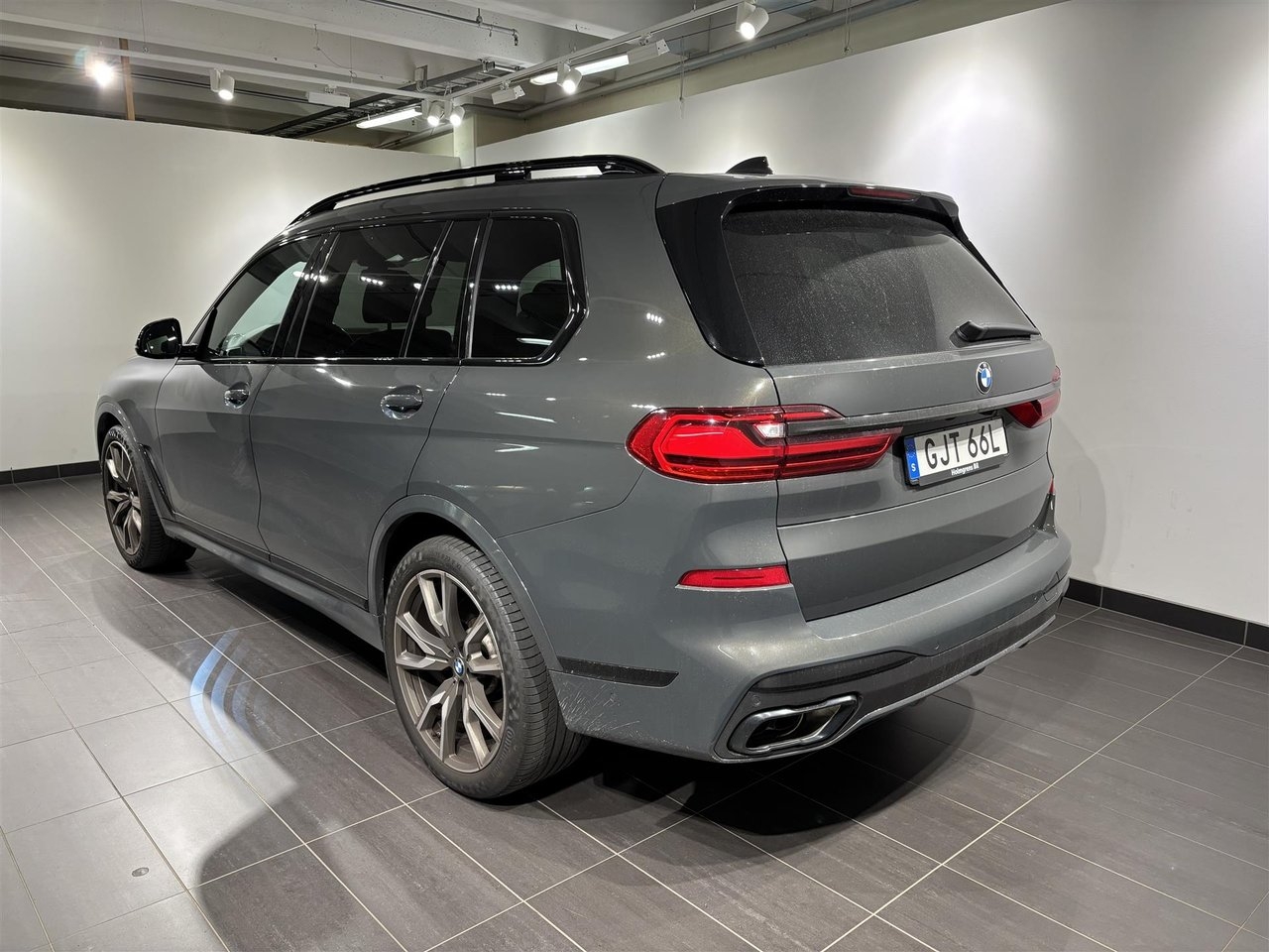 BMW X7 2022, kuva 2/2