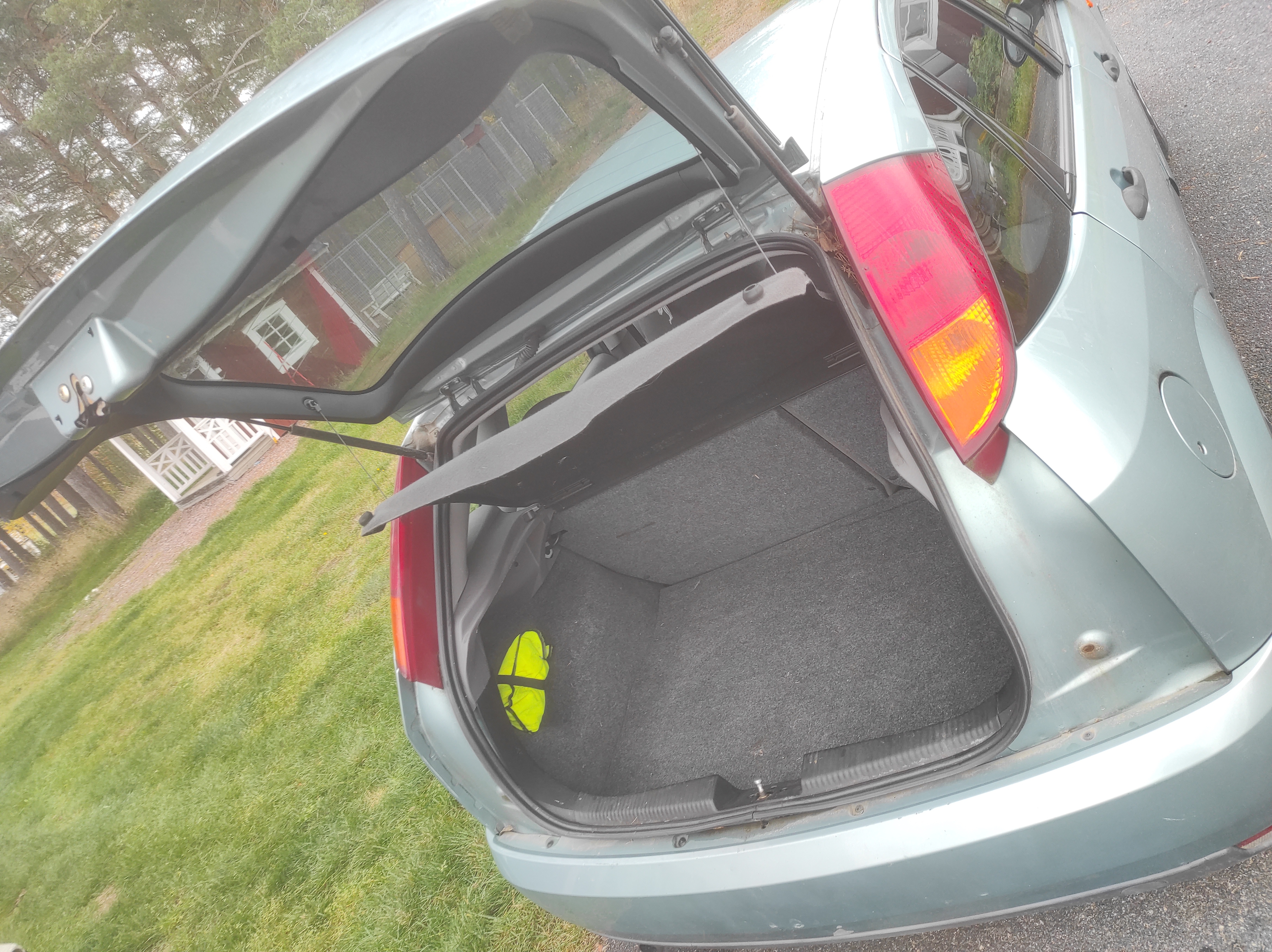 Ford Focus 5-dörrars 1.6 Manuell 1999, kuva 7/10