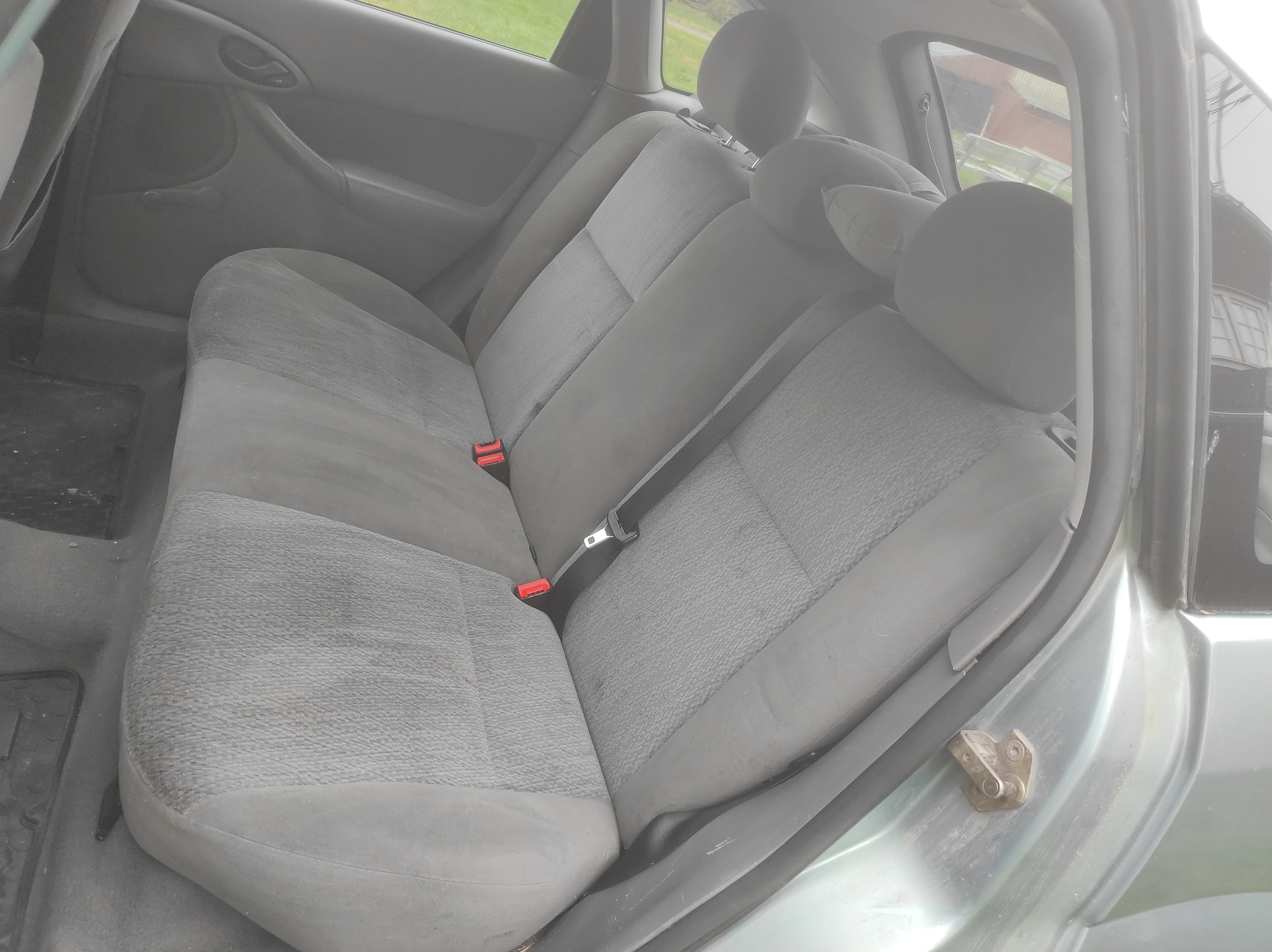 Ford Focus 5-dörrars 1.6 Manuell 1999, kuva 5/10
