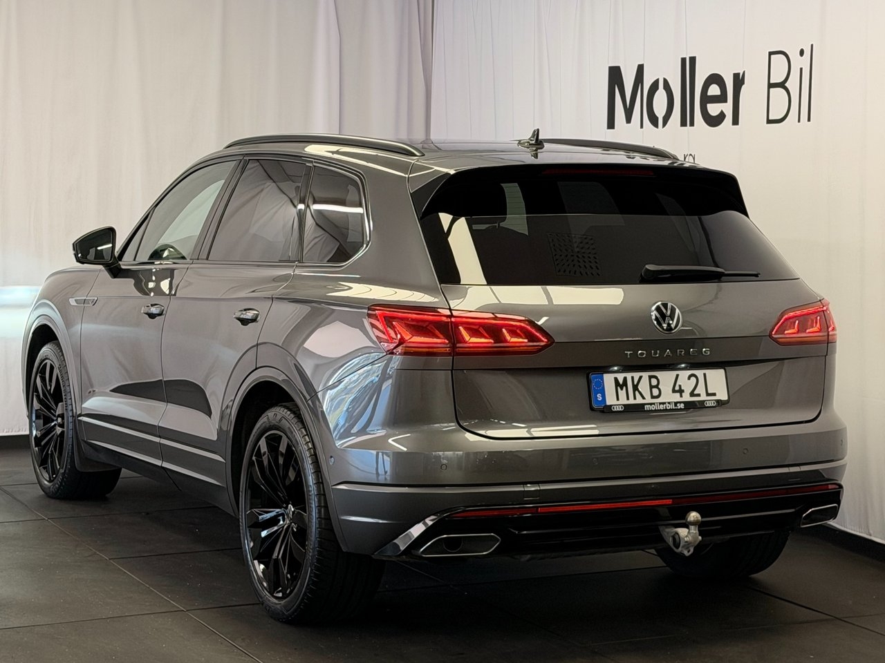Volkswagen Touareg R-Line V6 TDI 4MOTION 2022, bild 4/17