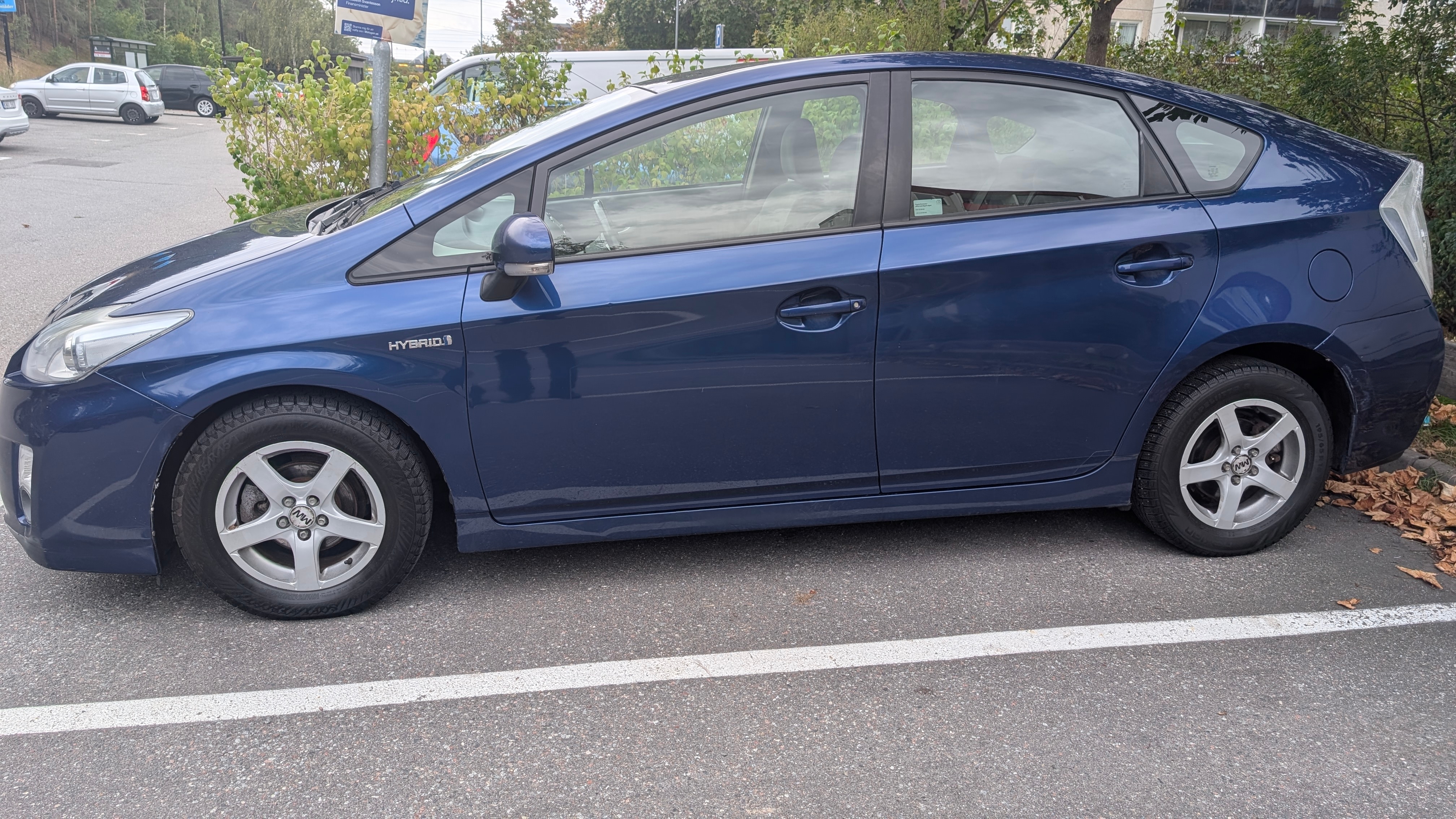 Toyota Prius Hybrid CVT 2011, kuva 5/10