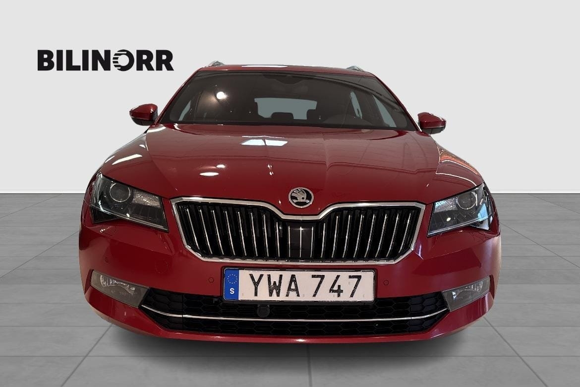 Skoda Superb Kombi 2.0 TDI 4x4 SCR 2018, bild 5/10