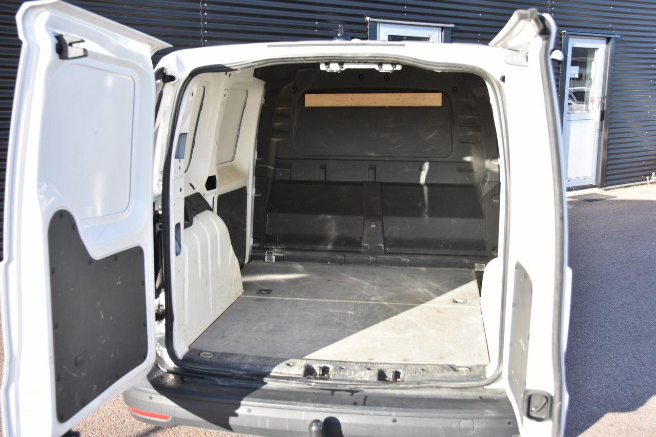 Volkswagen Caddy Cargo 2.0 TDI dragkrok 2024, bild 6/10