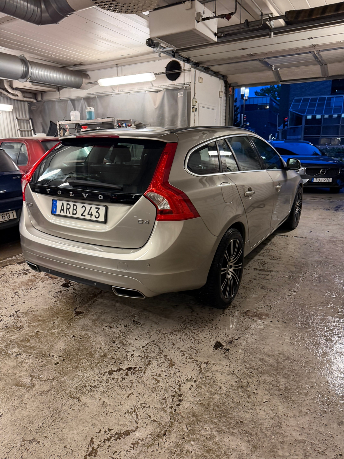 Volvo V60 D4 Geartronic 2014, bild 6/10