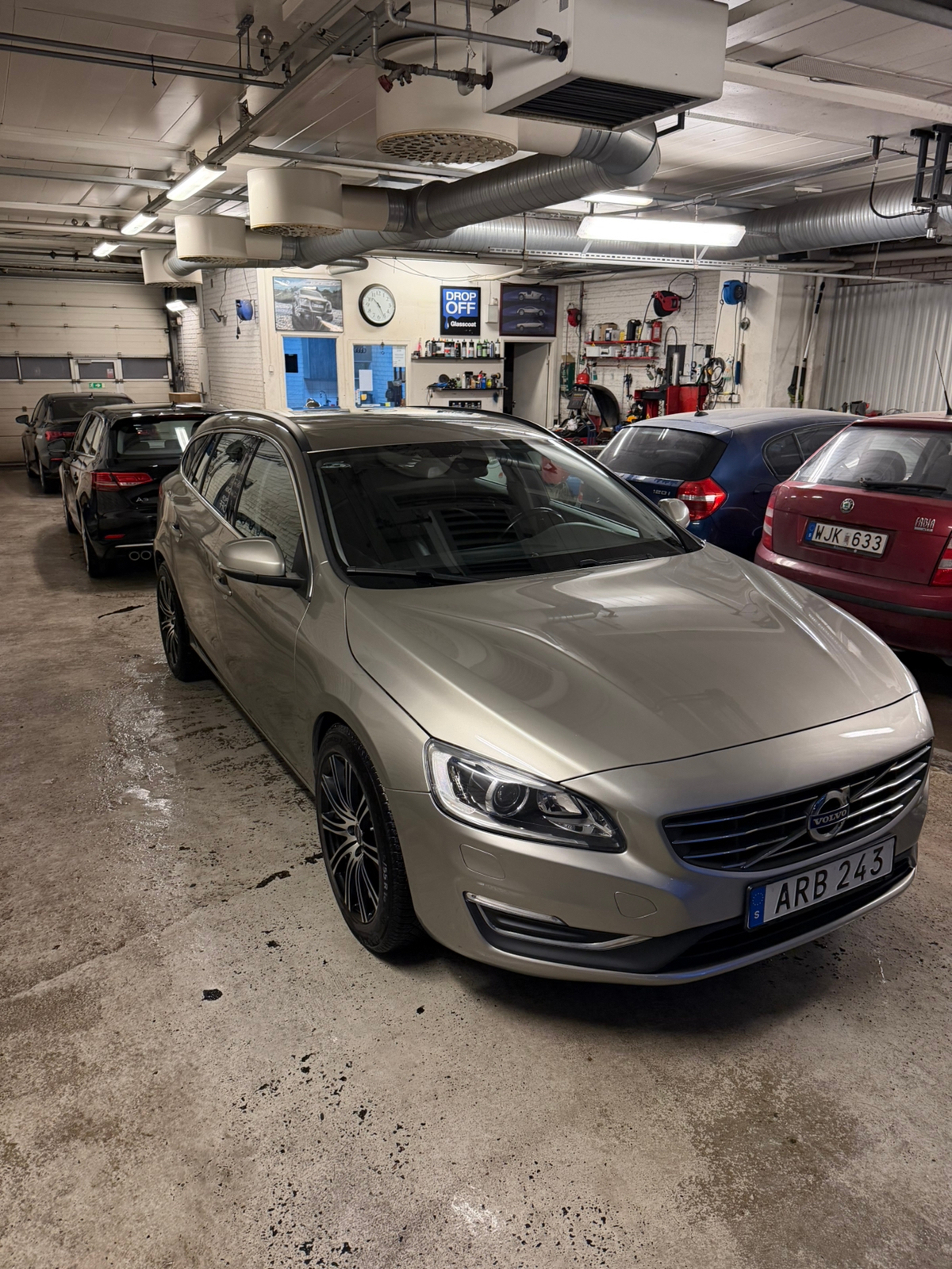 Volvo V60 D4 Geartronic 2014, bild 2/10